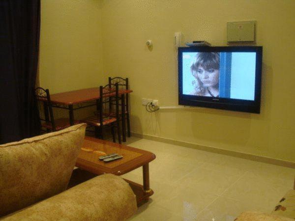 Red Tower Furnished Apartments Mahboula Exterior foto